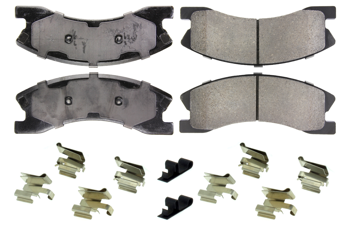 CENTRIC BRAKE PARTS Fleet Performance Brake Pads with Hardware 306.0945