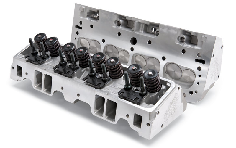 EDELBROCK SBC E-Street Cylinder Heads – 70cc 2.02/1.60 5073