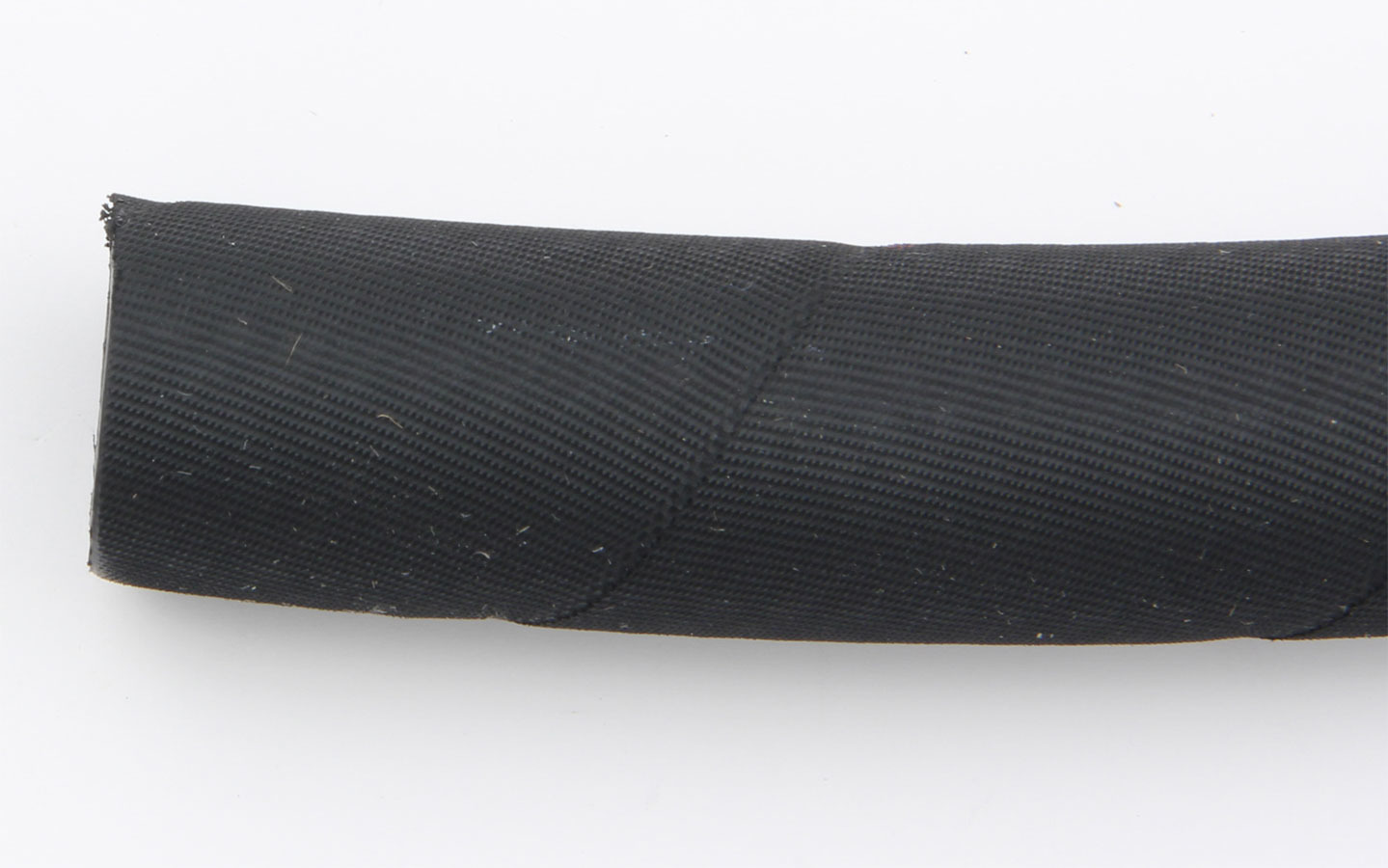 AEROQUIP #6 AQP Socketless Hose Black 20′ FCN0620