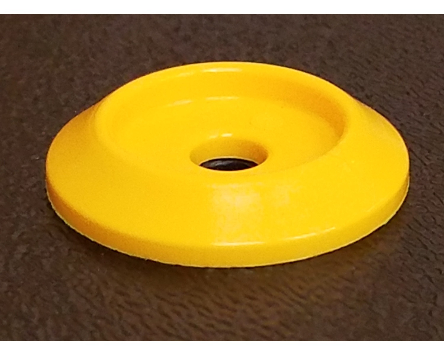 DOMINATOR RACE PRODUCTS Body Bolt Kit Yellow Hex Head 1200-B-YE