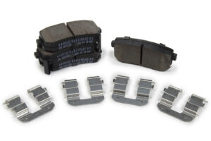 CENTRIC BRAKE PARTS Posi-Quiet Ceramic Brake Pads with Shims and Har 105.1157