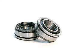 MOSER ENGINEERING Axle Bearings Small Ford Stock 1.562 ID Pair 9507T