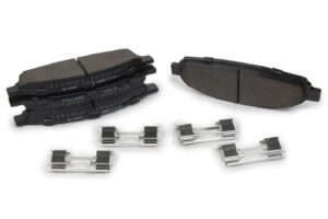 CENTRIC BRAKE PARTS Posi-Quiet Ceramic Brake Pads with Shims and Har 105.0953
